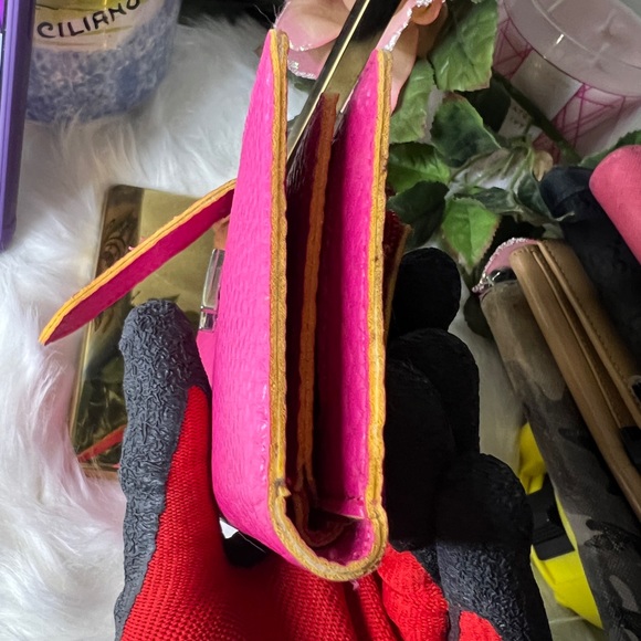 Fashion Wallet with H - Picture 8 of 9